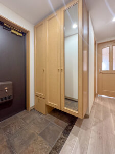 フローレンス大須賀ターミナルスクエア　玄関収納写真